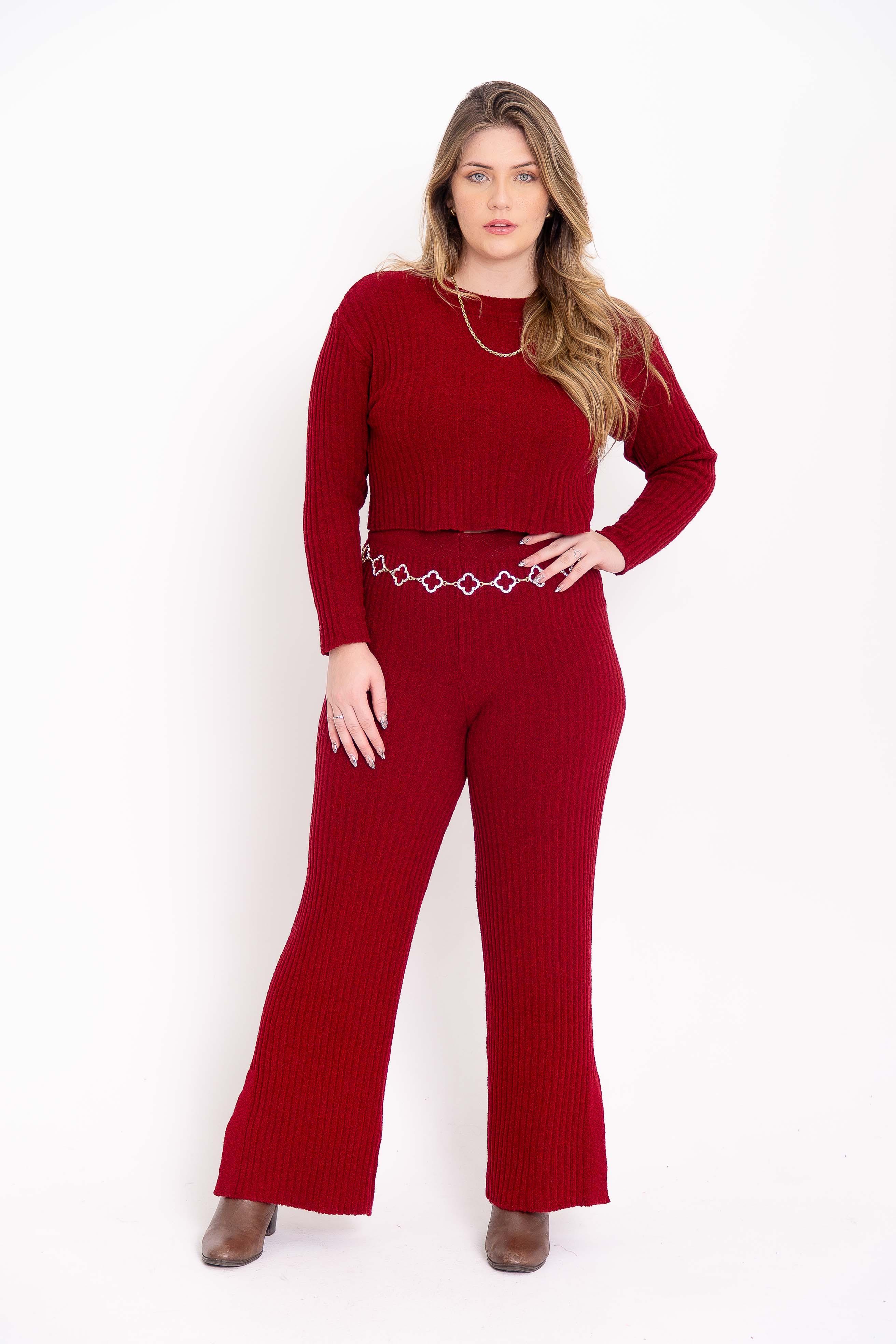 Conjunto Cropped e Calça Fenda na Barra