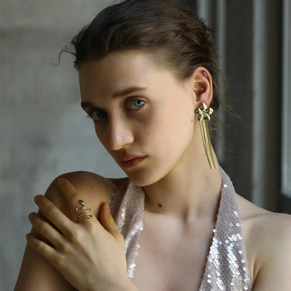 Brincos Florais de Borla Banhados a Ouro 18K