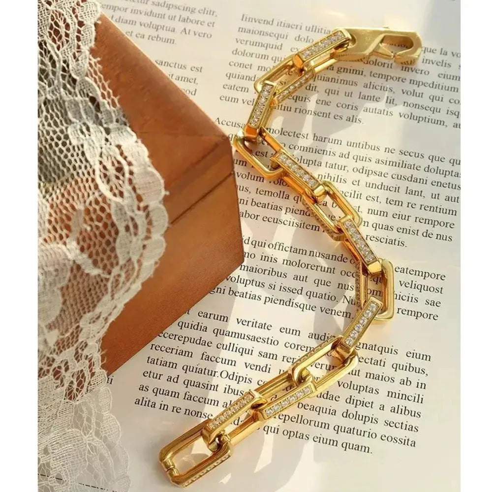 Pulseira Feminina em Aço Inoxidável