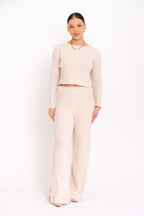 Conjunto Cropped e Calça Fenda na Barra