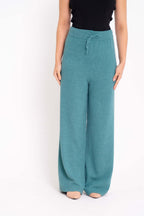 Calça Pantalona Lisa Mousse