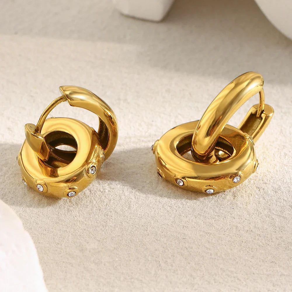 Brincos Oval de Zirconia Banhados a Ouro 18K