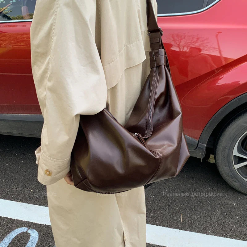 Bolsa Hobo de Couro Plutônio Luxo para Mulheres