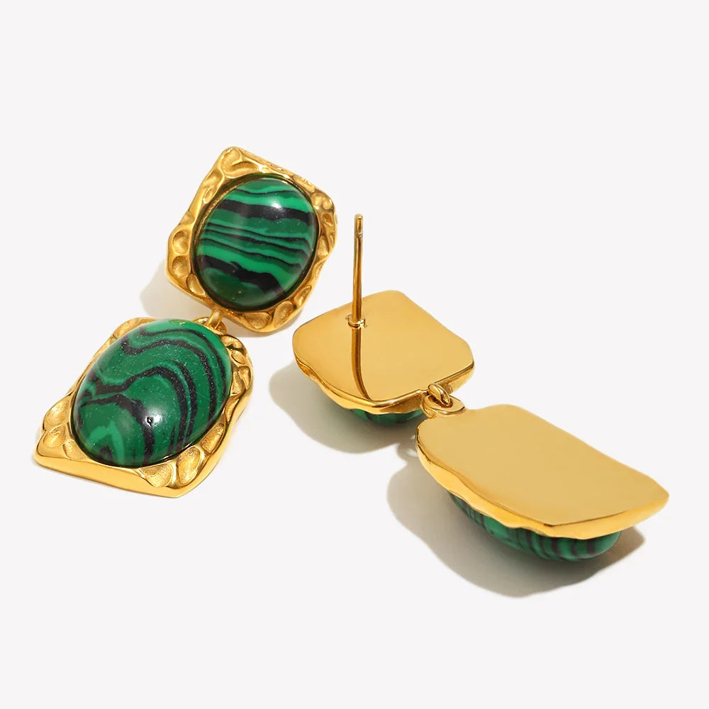 Brincos de Declaração com Malaquita Oval em Ouro 18k