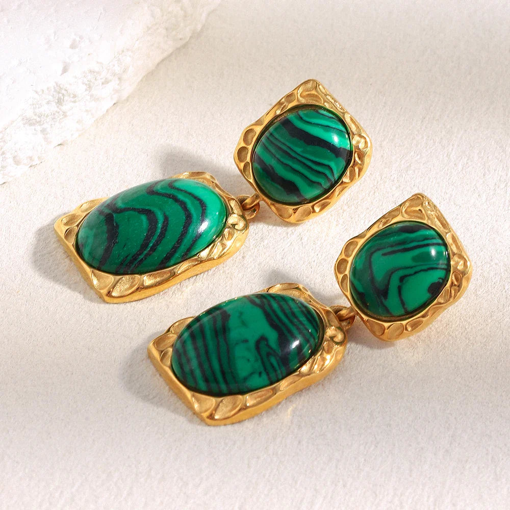 Brincos de Declaração com Malaquita Oval em Ouro 18k