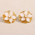 Brinco Flor de Concha Dourada Ebbelle - Luxo Hipoalergênico