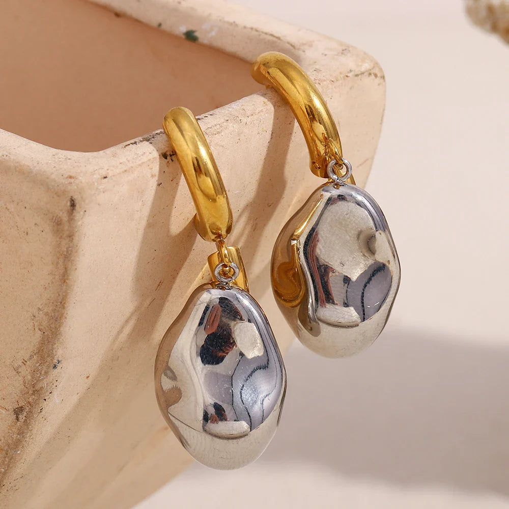 Brinco Argola Luxo com Pingente Duplo Banhado a Ouro 18K