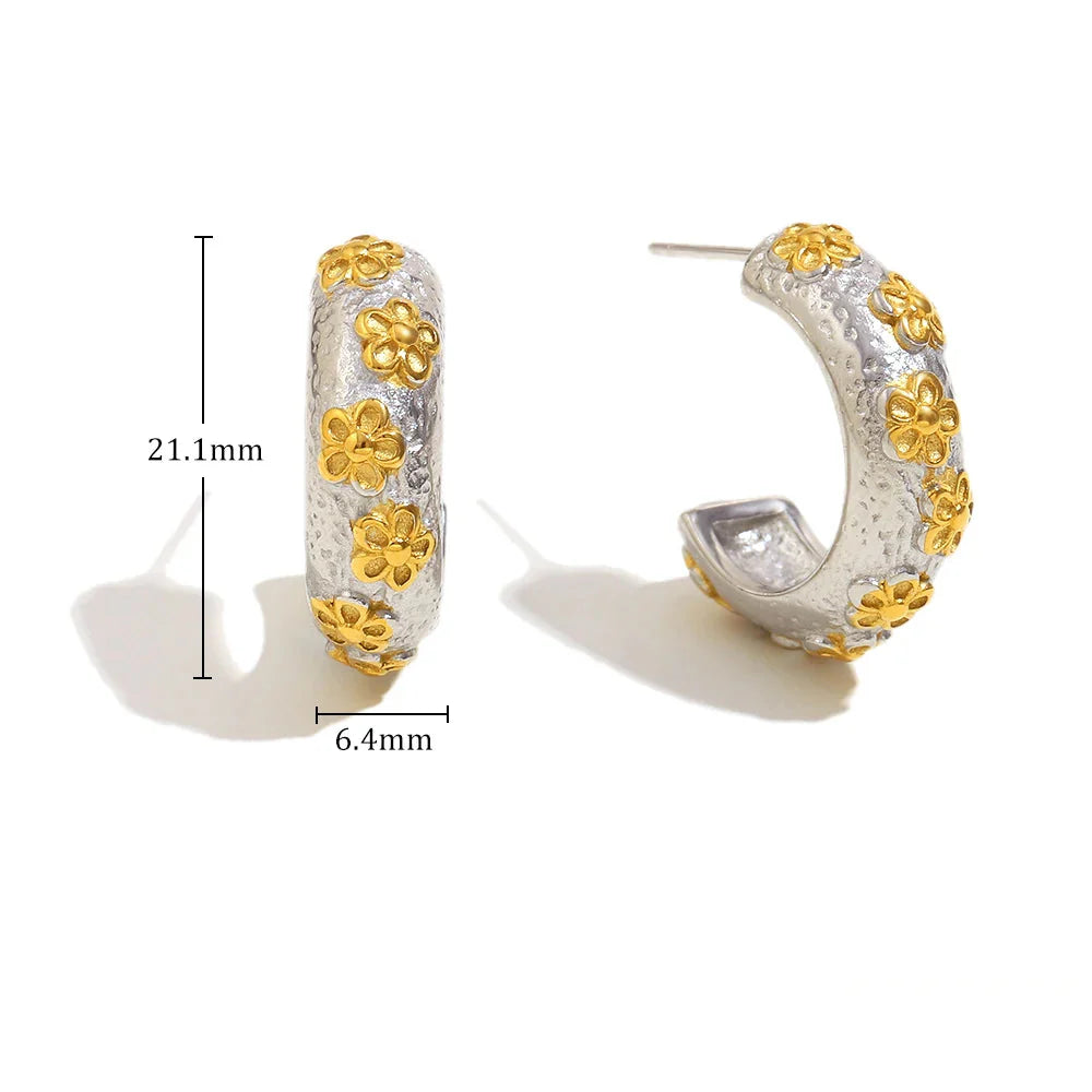 Brincos Mini Flor C Banho Ouro 18K Aço Inoxidável