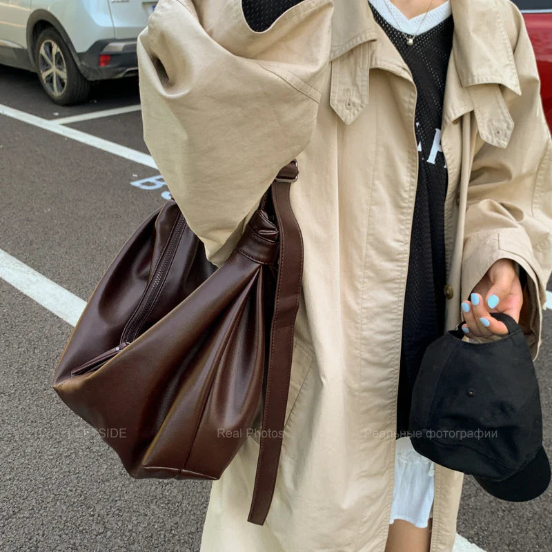 Bolsa Hobo de Couro Plutônio Luxo para Mulheres