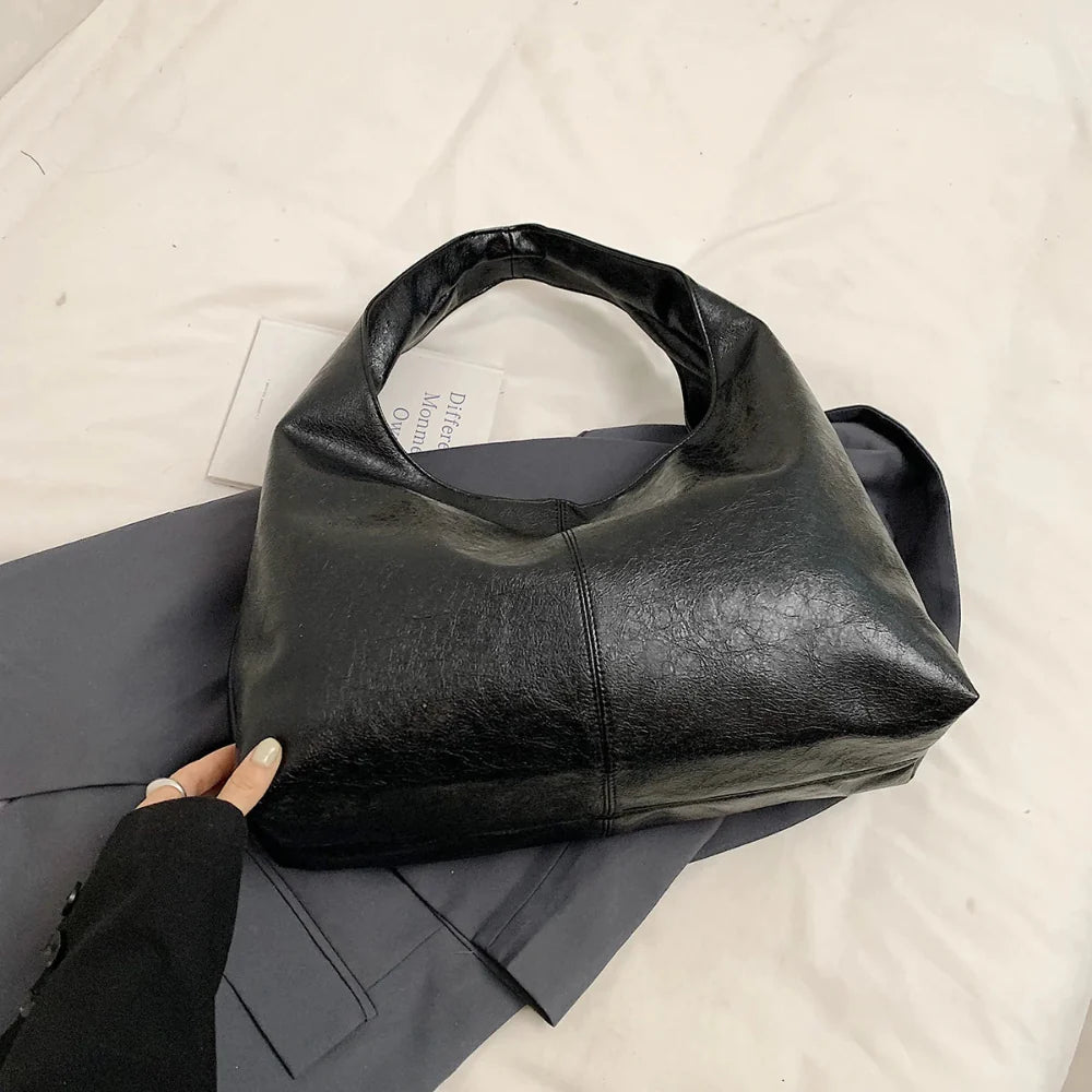 Bolsa Hobo de Couro Plutônio Elegante para Mulheres