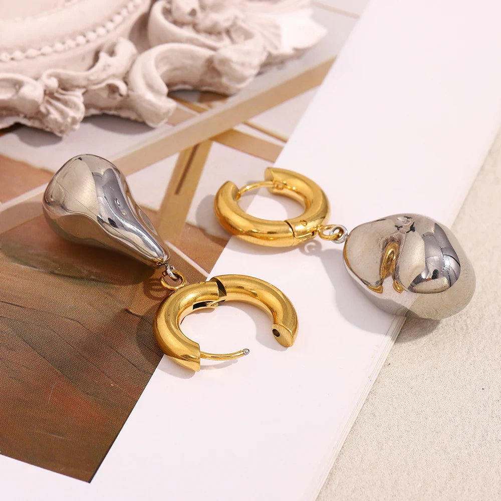 Brinco Argola Luxo com Pingente Duplo Banhado a Ouro 18K