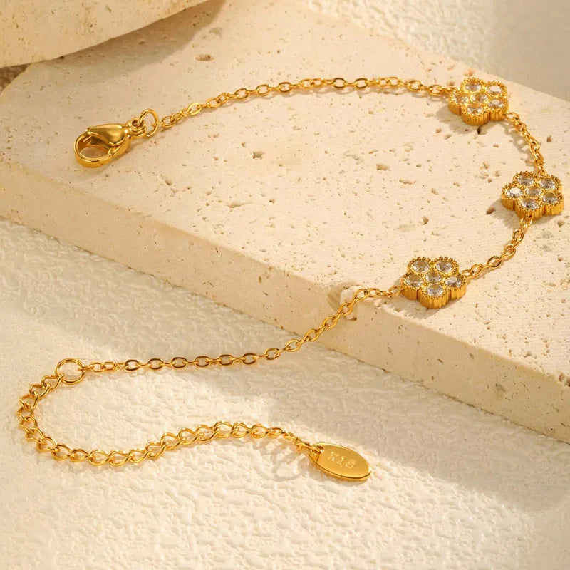 Pulseira Flor de Zircônia Banhada a Ouro 18K