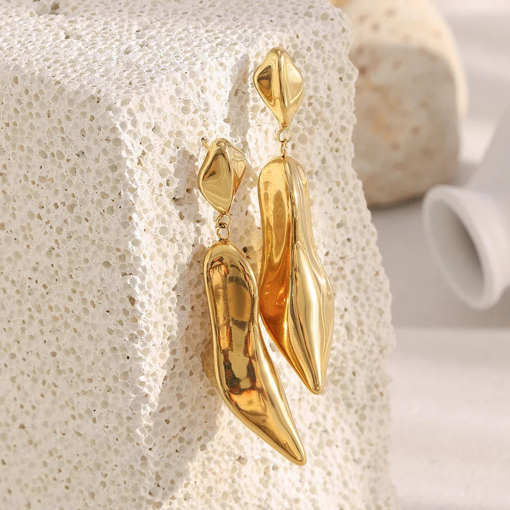 Brincos E.B.belle Salto Alto em Aço Inoxidável 18K